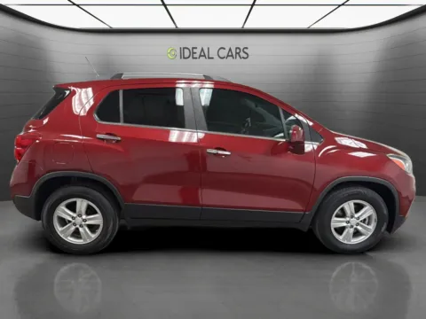 More photos of 2019 Chevrolet Trax LT at Ideal Cars - Apache Junction, AZ