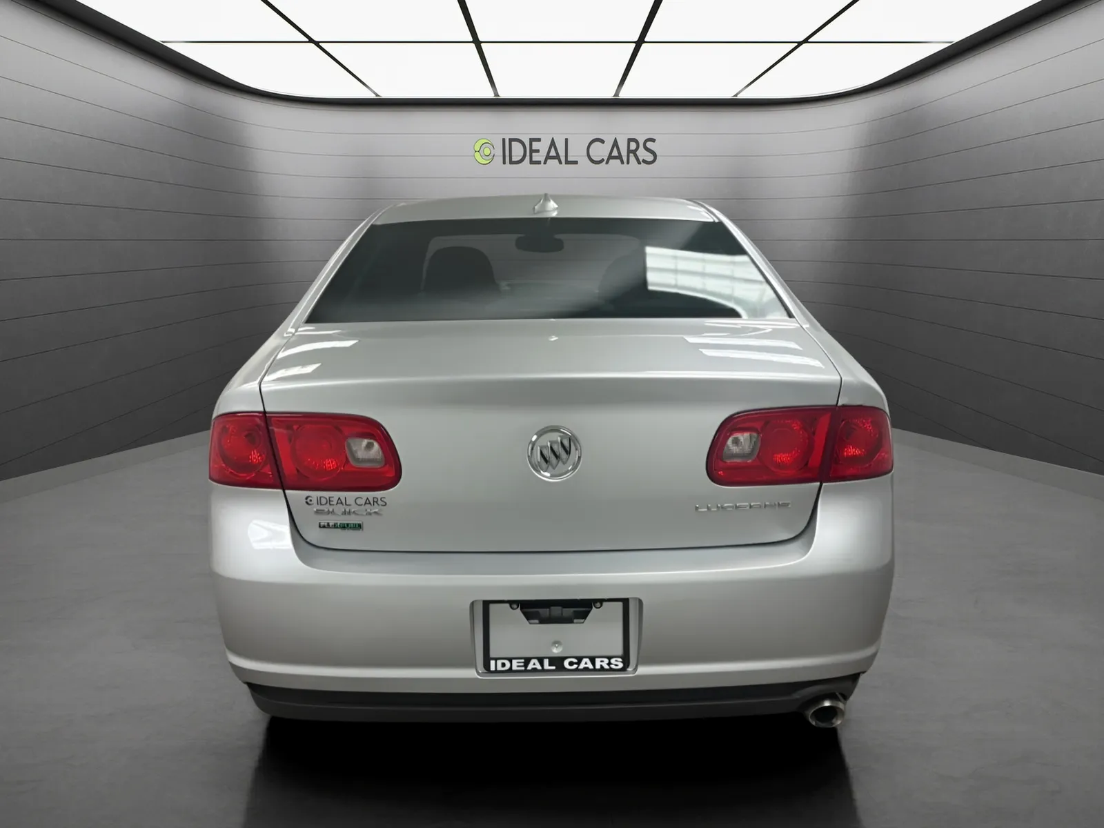 Buick Lucerne photo 6