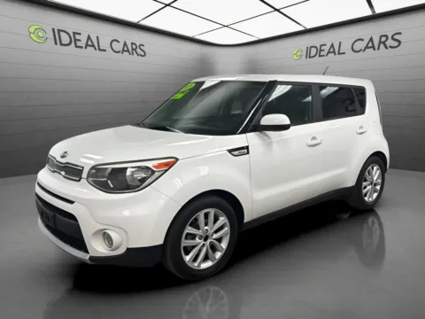 White 2019 Kia Soul + for sale in Apache Junction, AZ