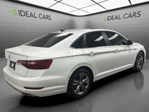 More photos of 2021 Volkswagen Jetta R-Line at Ideal Cars - Apache Junction, AZ