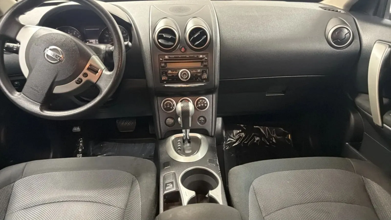 Nissan Rogue photo 14
