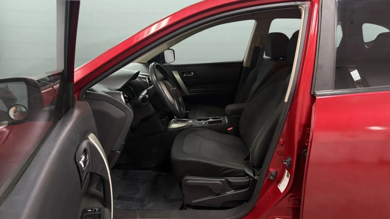 Nissan Rogue photo 19