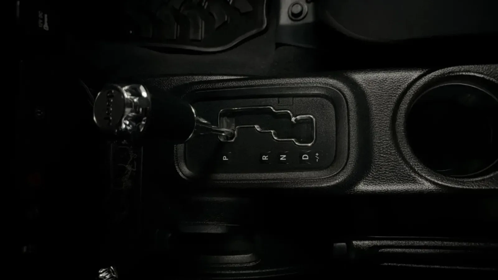 Jeep Wrangler photo 14