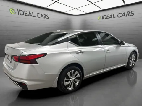 More photos of 2019 Nissan Altima 2.5 S at Ideal Cars - Apache Junction, AZ