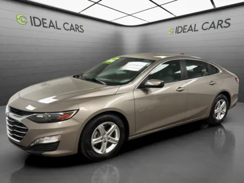Gray 2022 Chevrolet Malibu LT for sale in Apache Junction, AZ