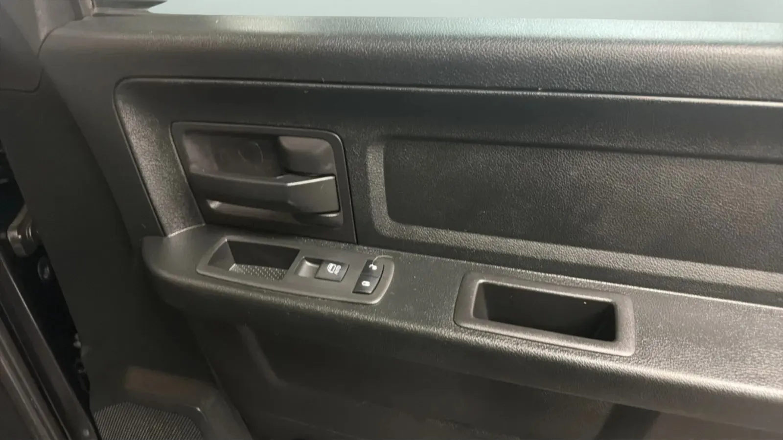 Ram 1500 photo 16