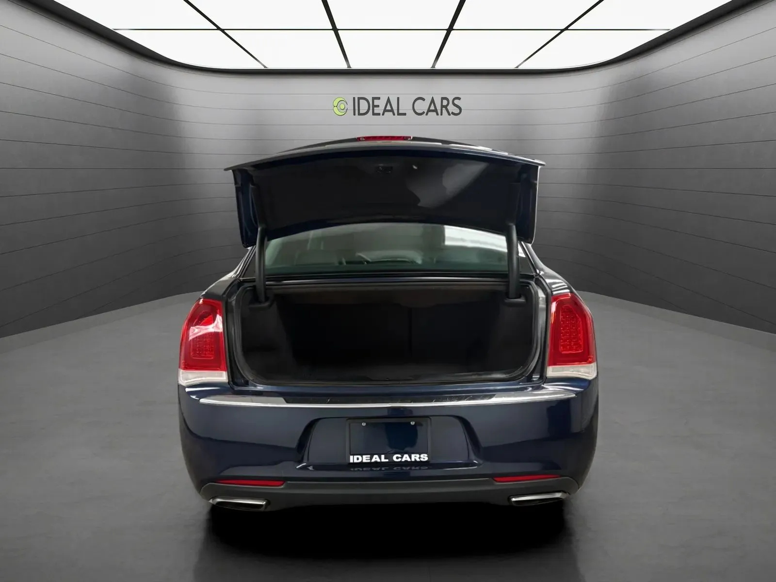 Chrysler 300 photo 7