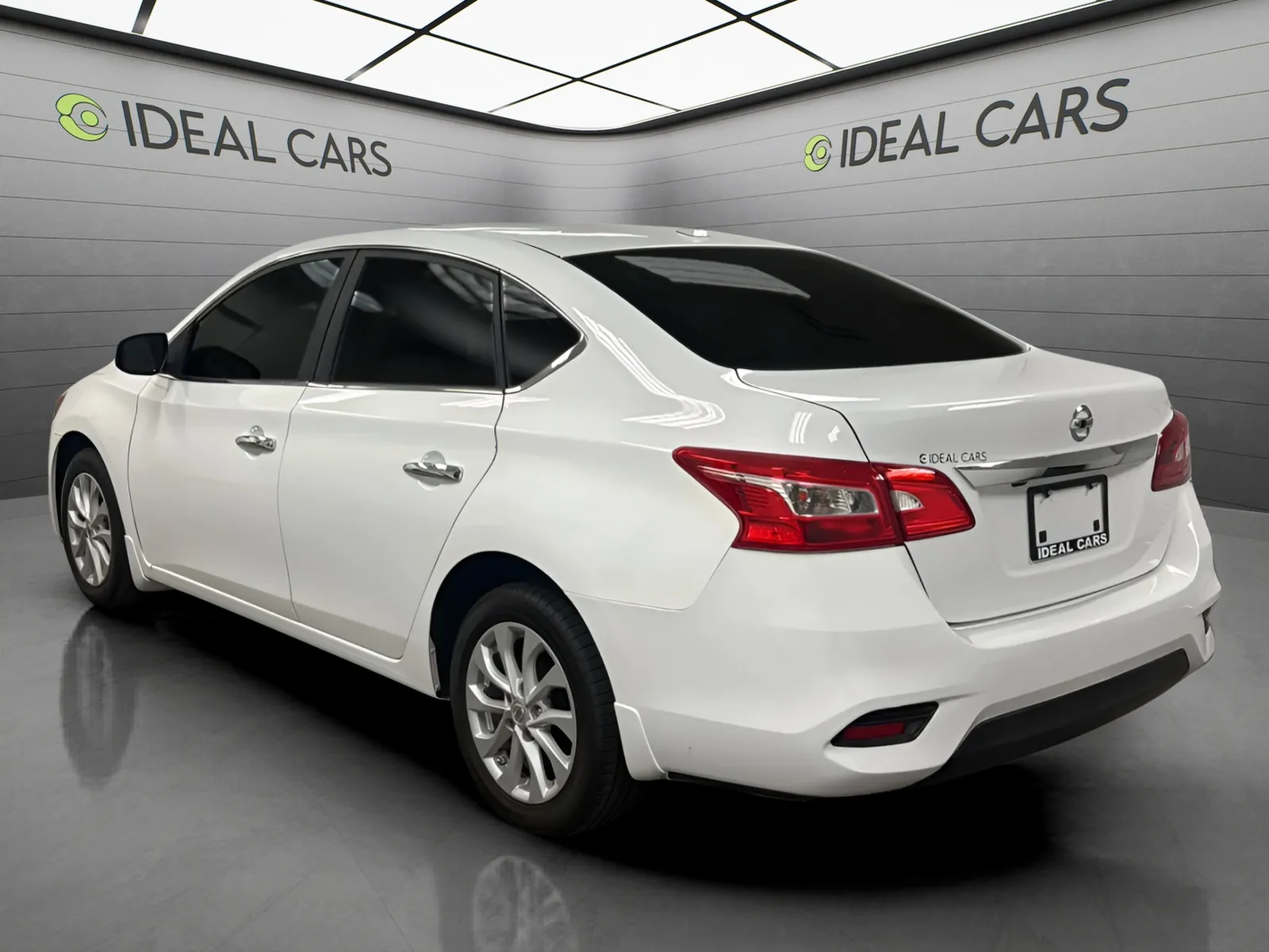 Nissan Sentra photo 7