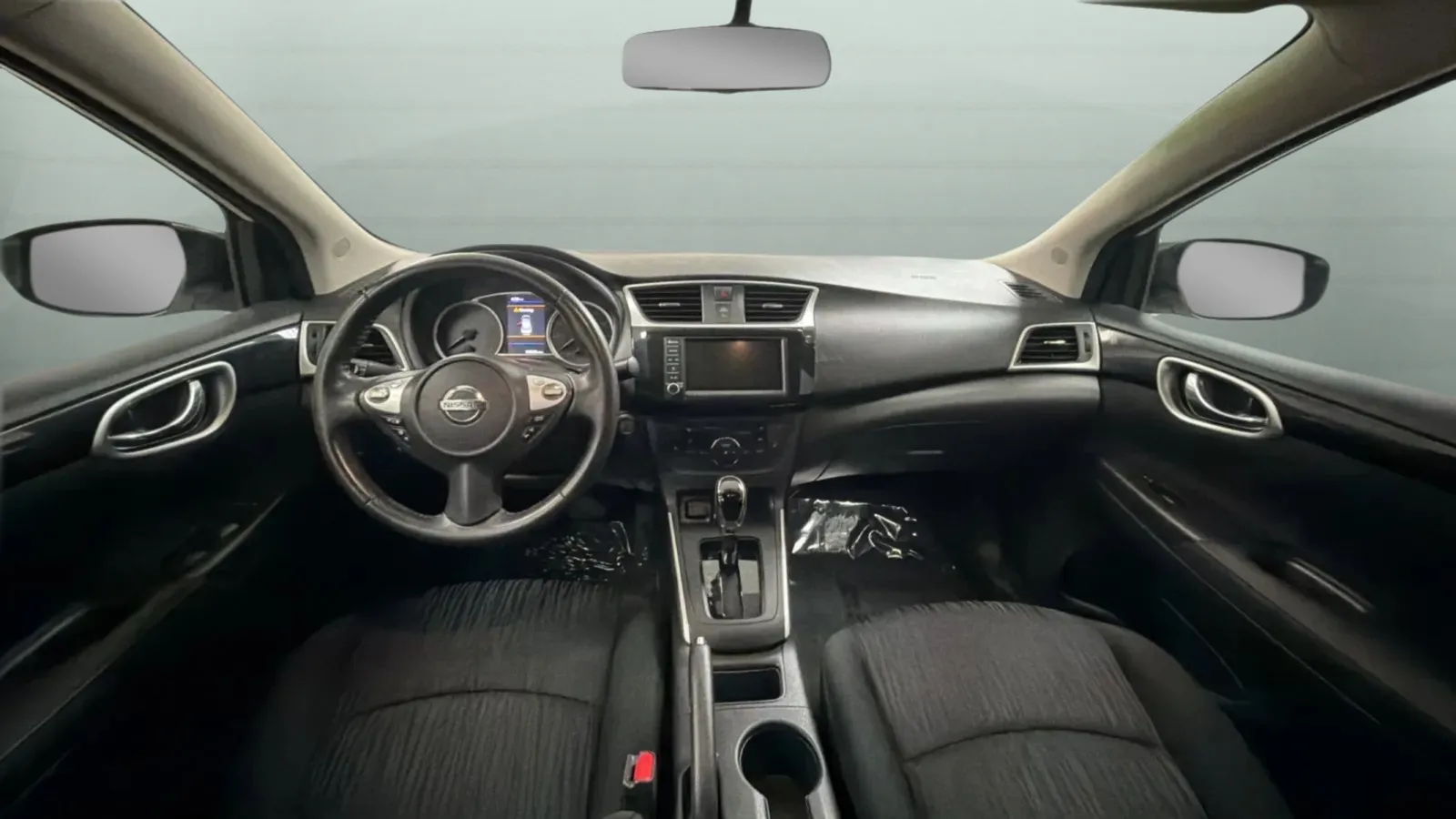Nissan Sentra photo 9