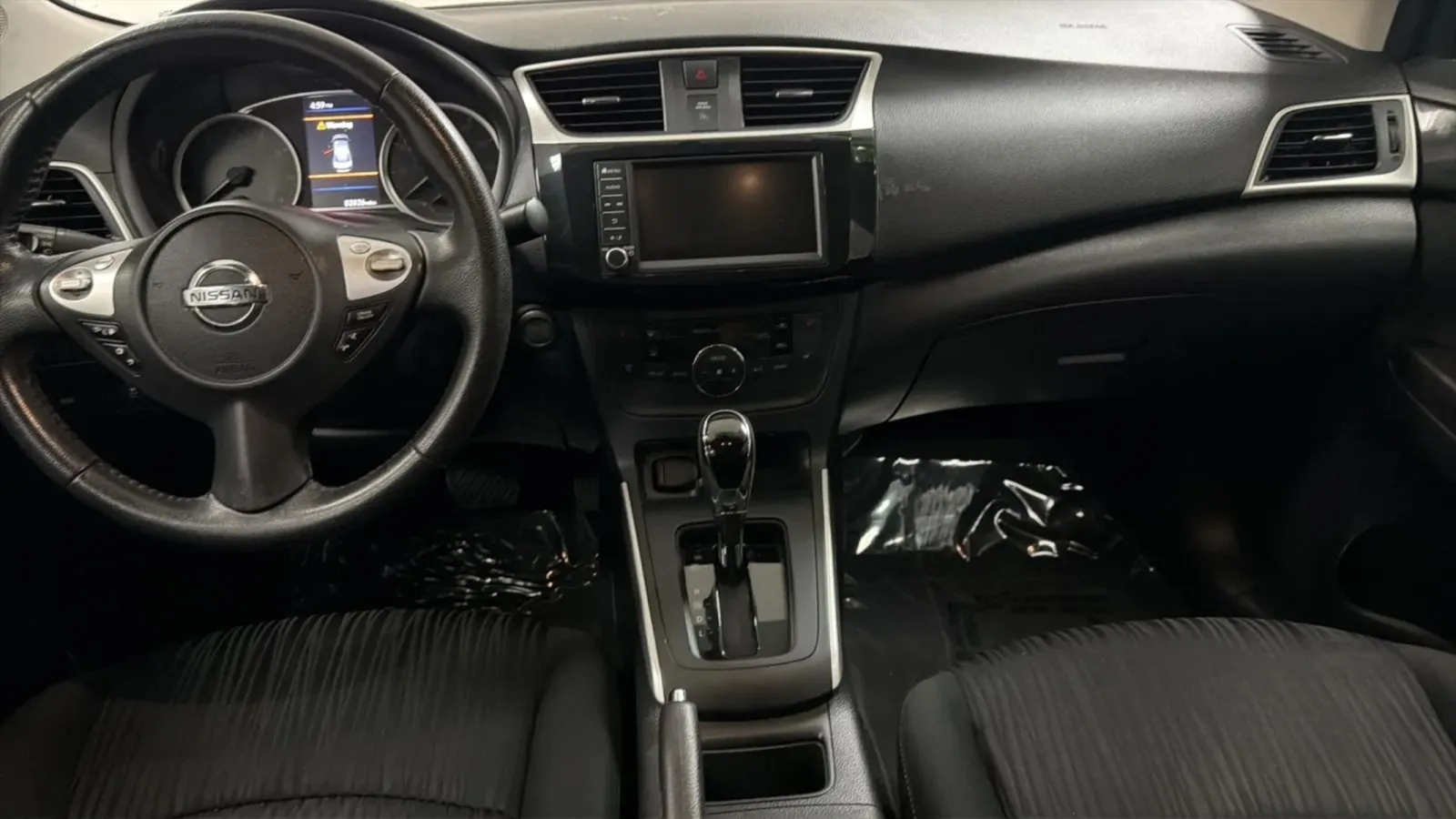 Nissan Sentra photo 16