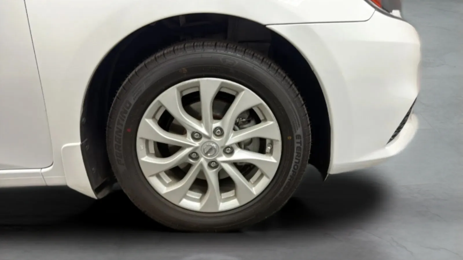 Nissan Sentra photo 27