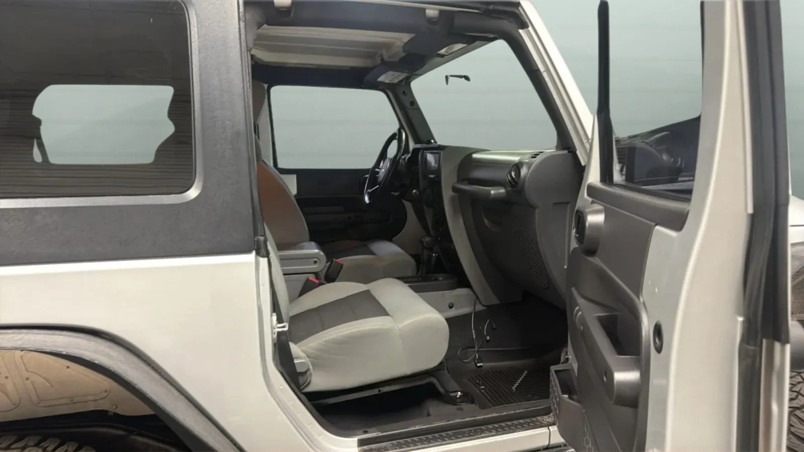 Jeep Wrangler photo 20