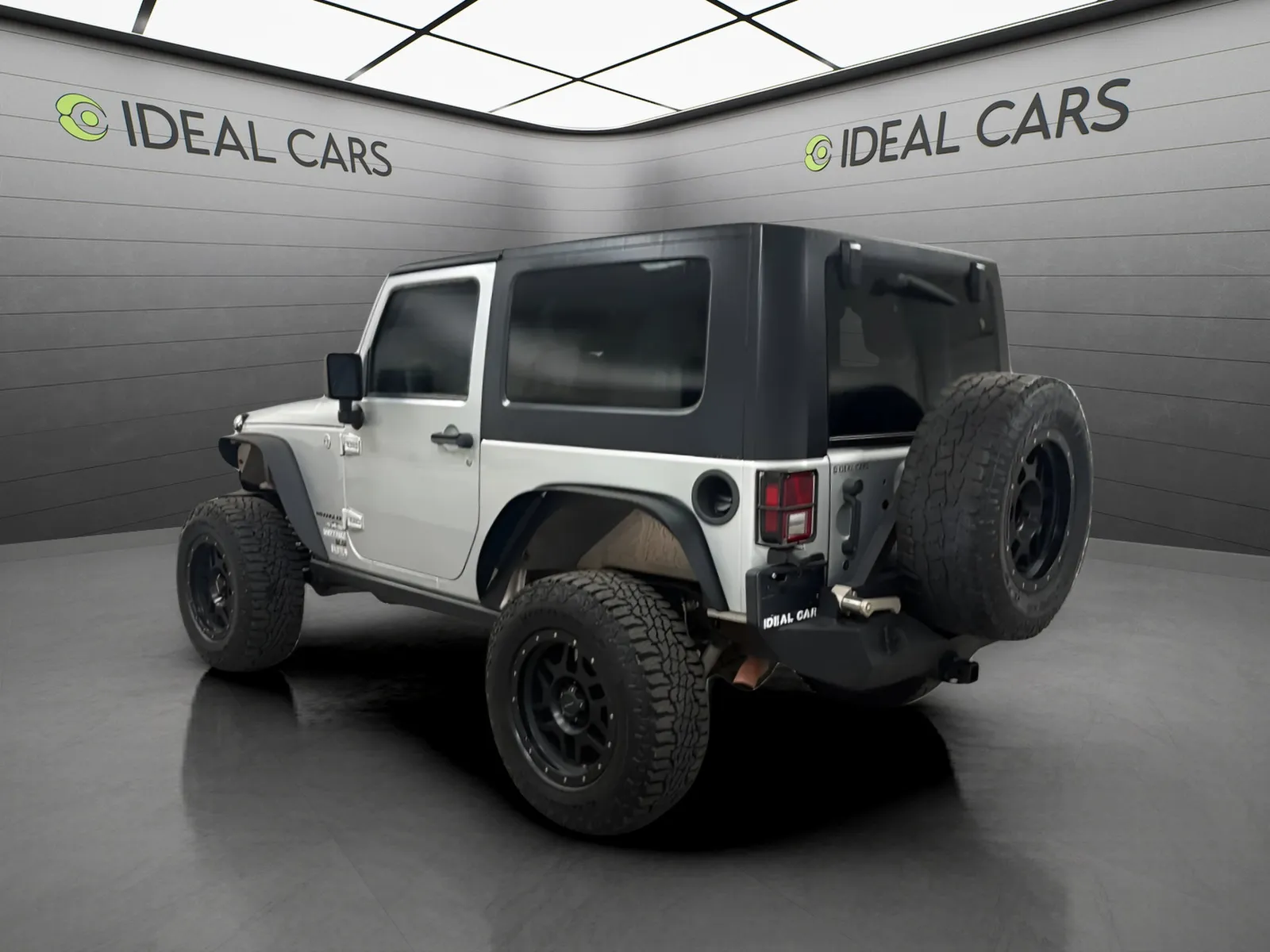 Jeep Wrangler photo 7