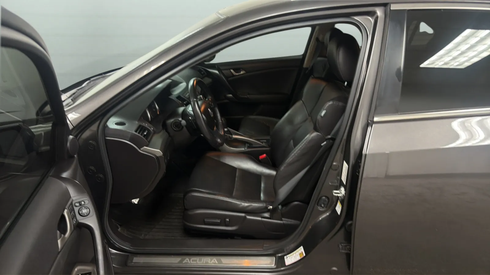 Acura TSX photo 20