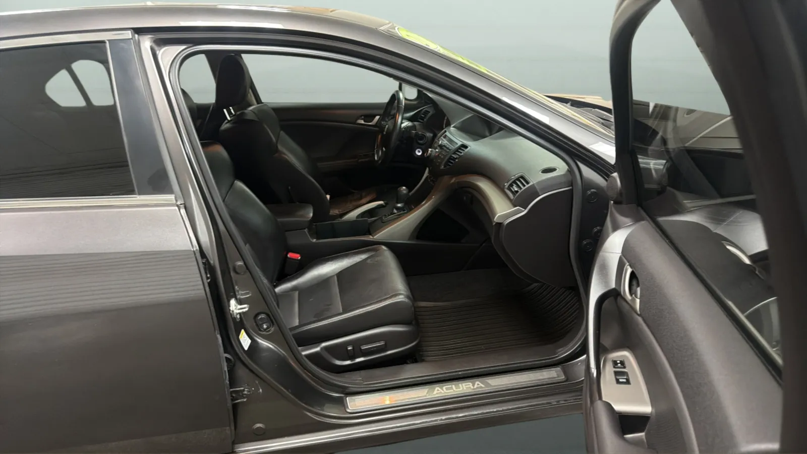 Acura TSX photo 21