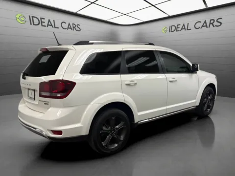 More photos of 2018 Dodge Journey Crossroad at Ideal Cars - Apache Junction, AZ