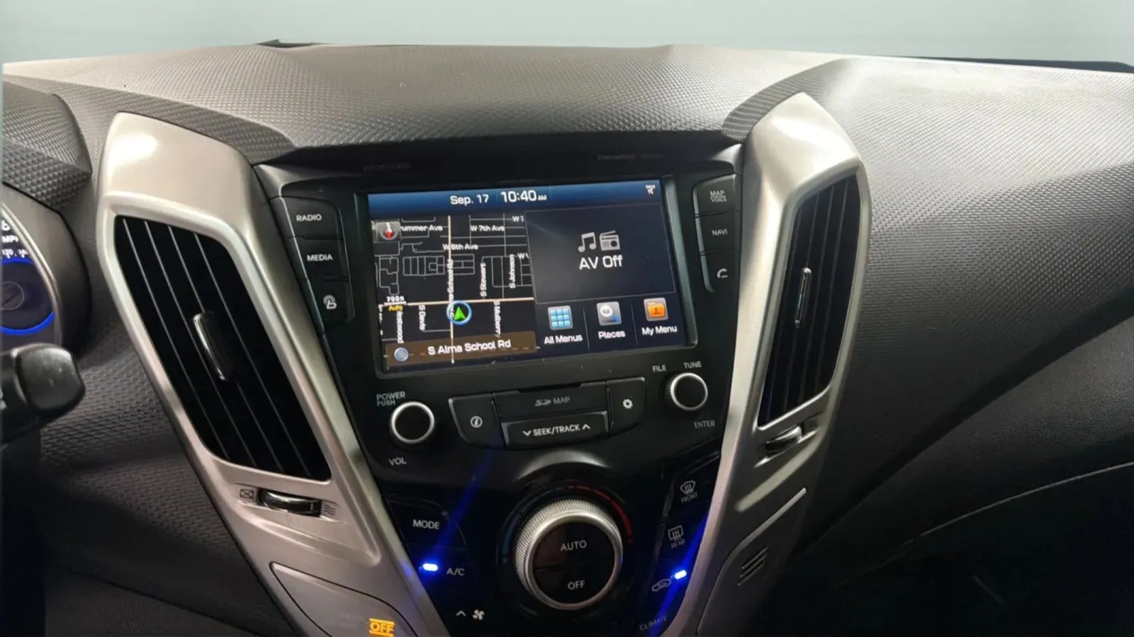 Hyundai Veloster photo 13