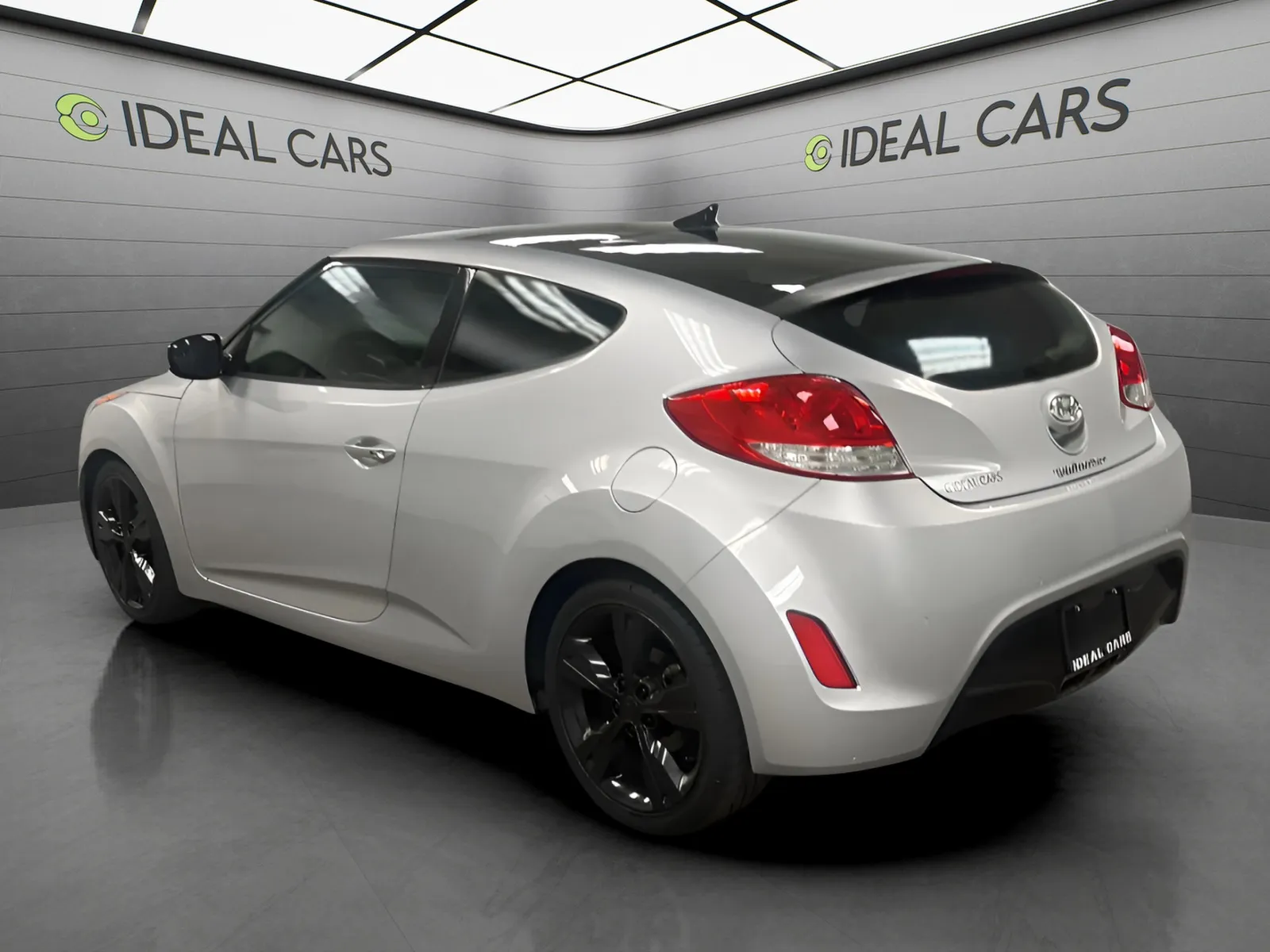 Hyundai Veloster photo 7