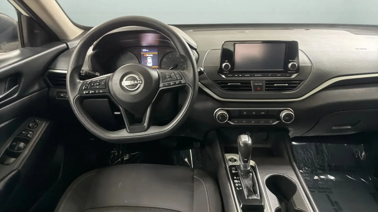 Nissan Altima photo 11