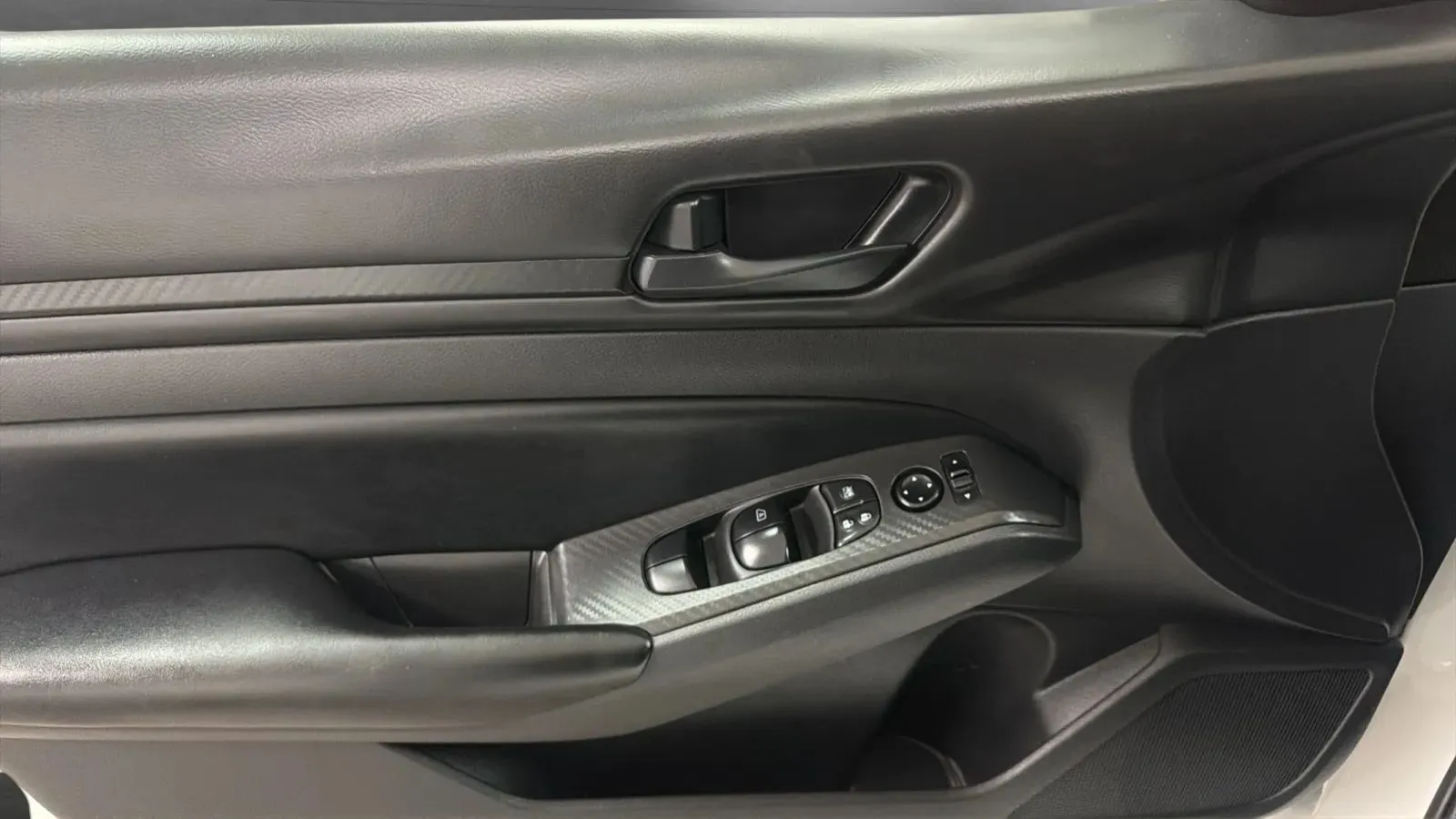 Nissan Altima photo 17