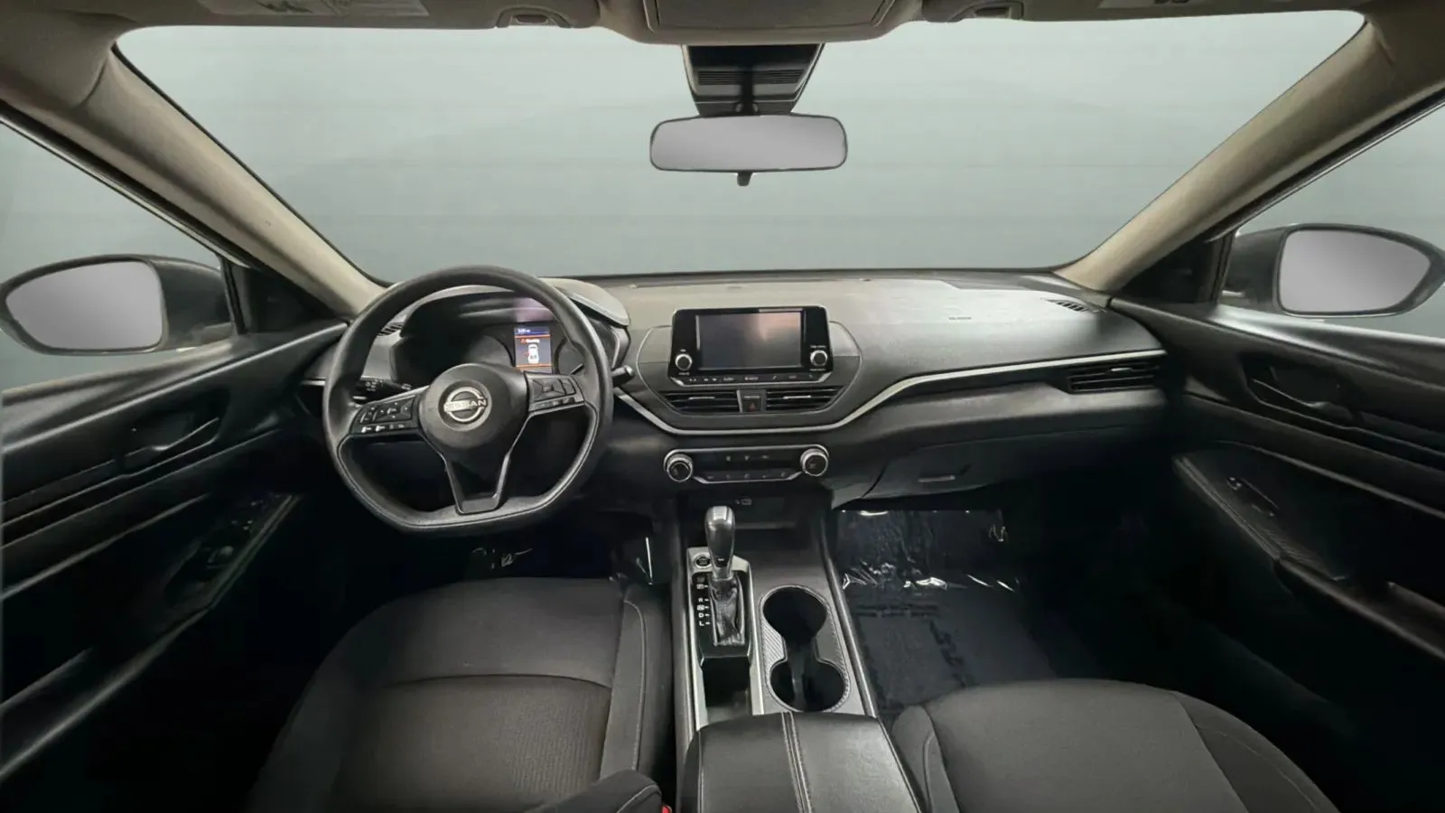 Nissan Altima photo 10