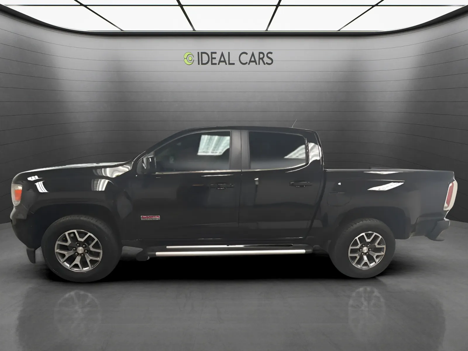 GMC Canyon photo 8