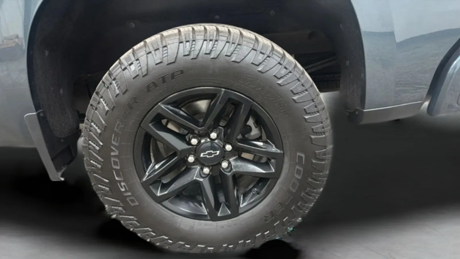 Chevrolet Silverado photo 28
