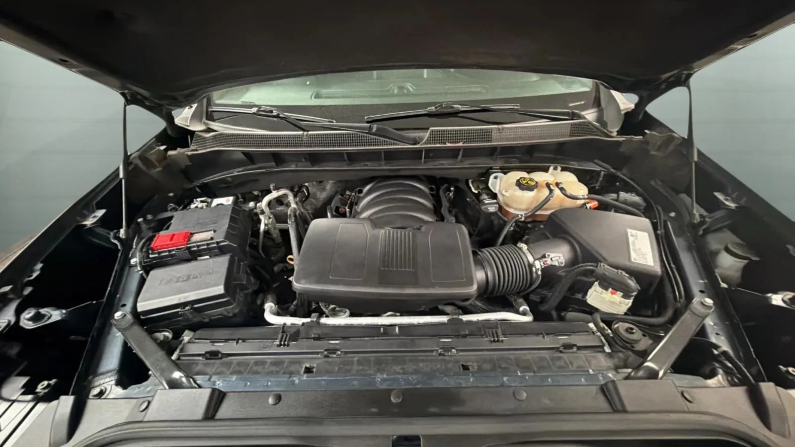 Chevrolet Silverado photo 22