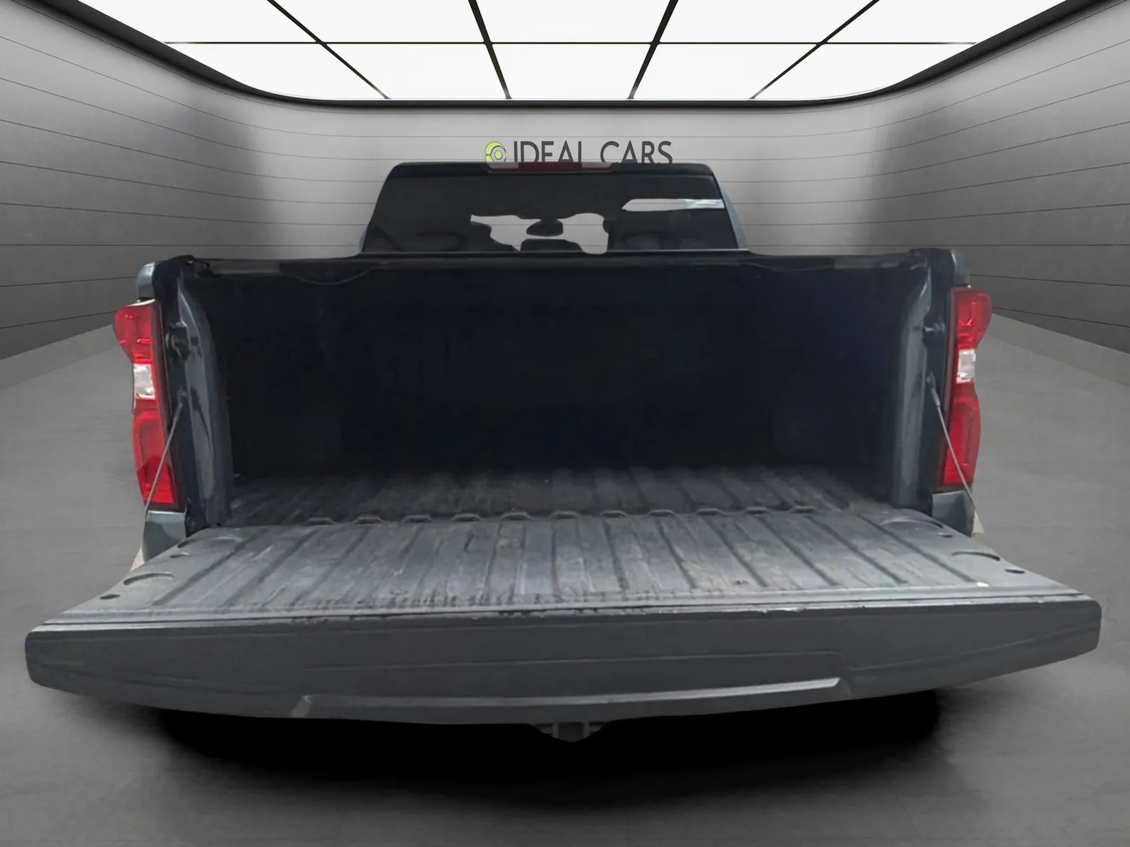 Chevrolet Silverado photo 19