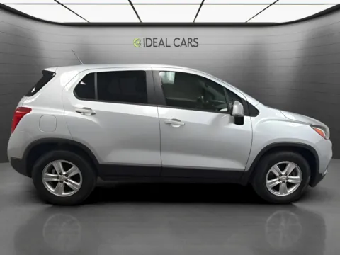 More photos of 2020 Chevrolet Trax LS at Ideal Cars - Apache Junction, AZ