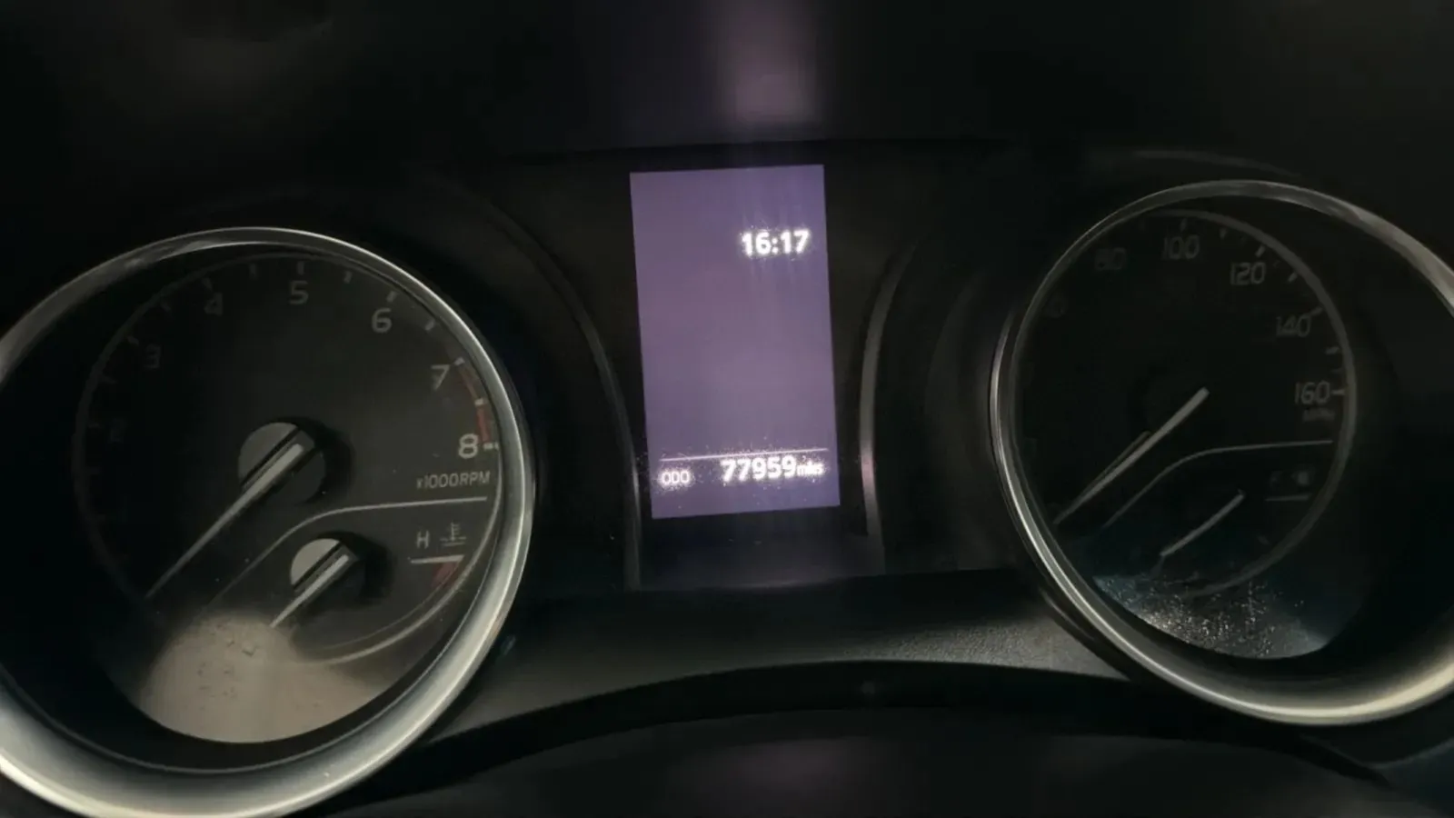 Toyota Camry photo 11