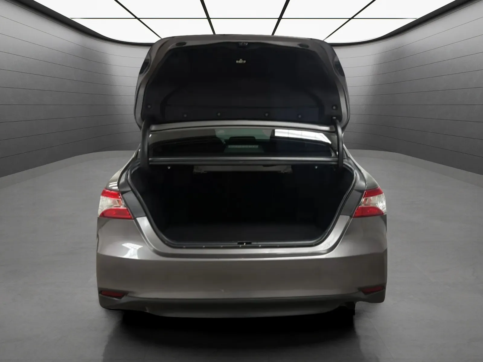 Toyota Camry photo 19