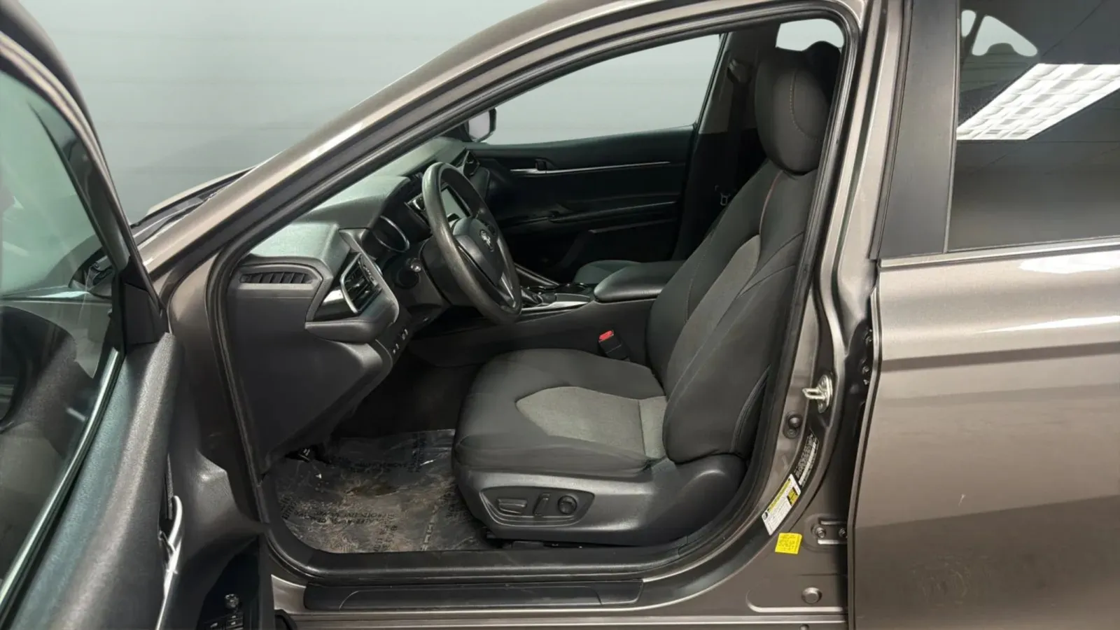 Toyota Camry photo 20