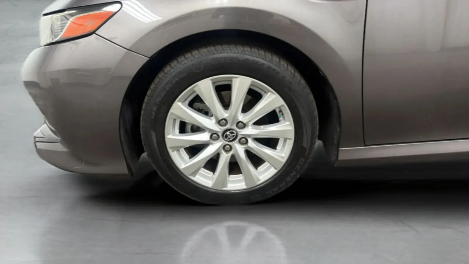Toyota Camry photo 28