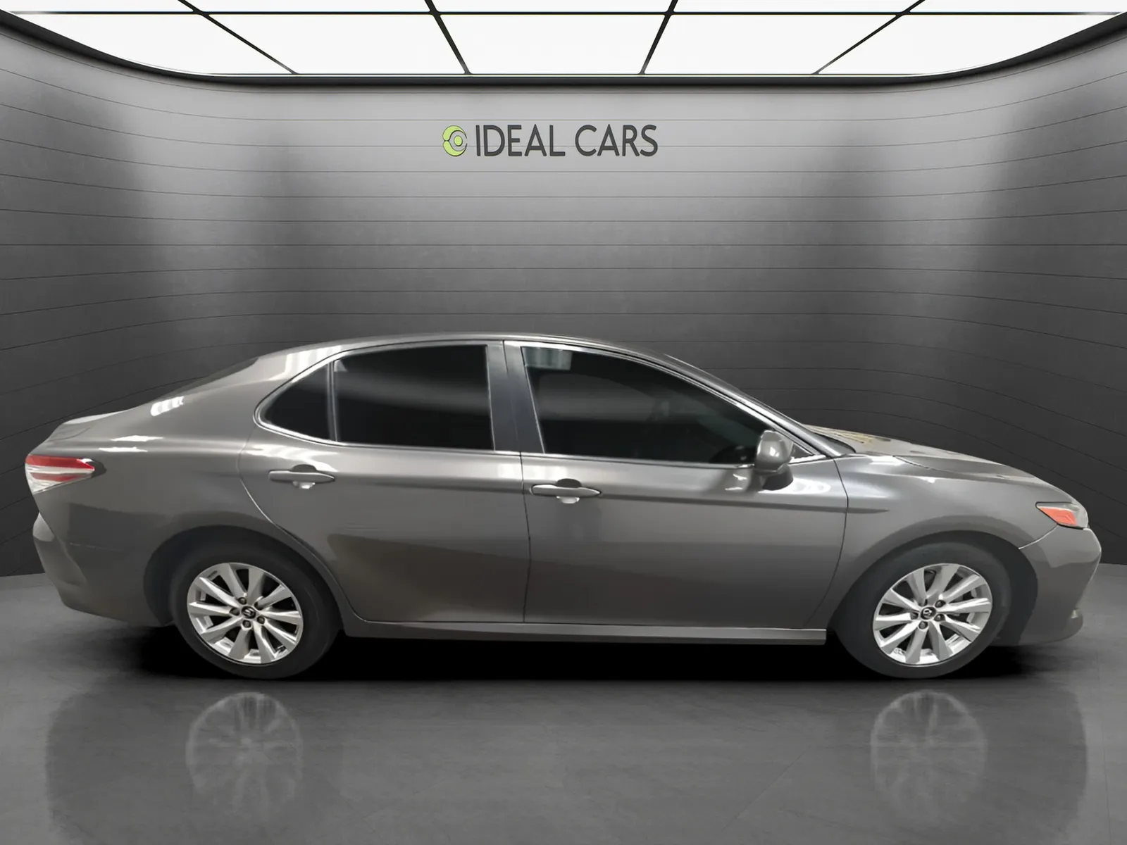 Toyota Camry photo 4
