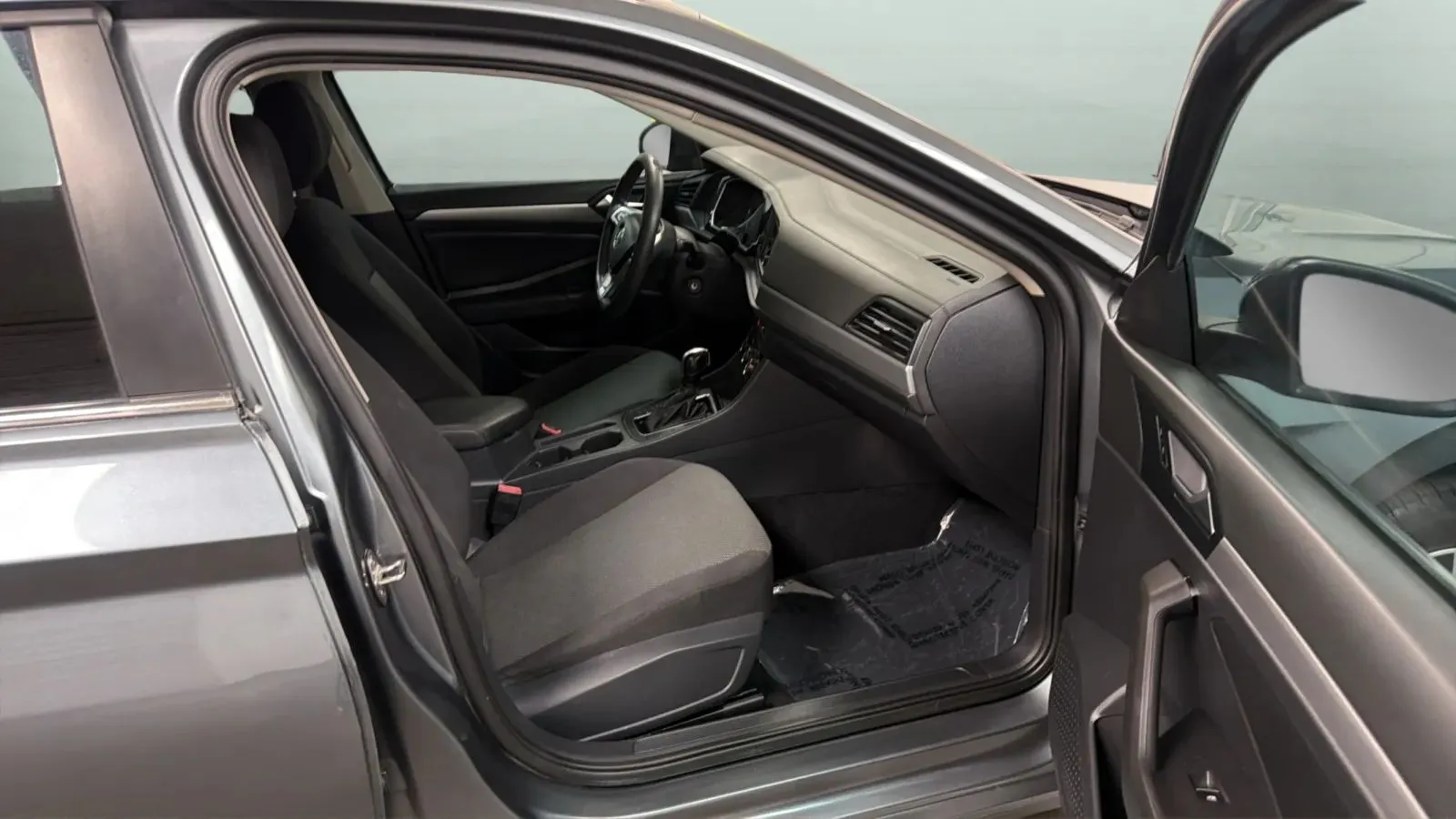 Volkswagen Jetta photo 21