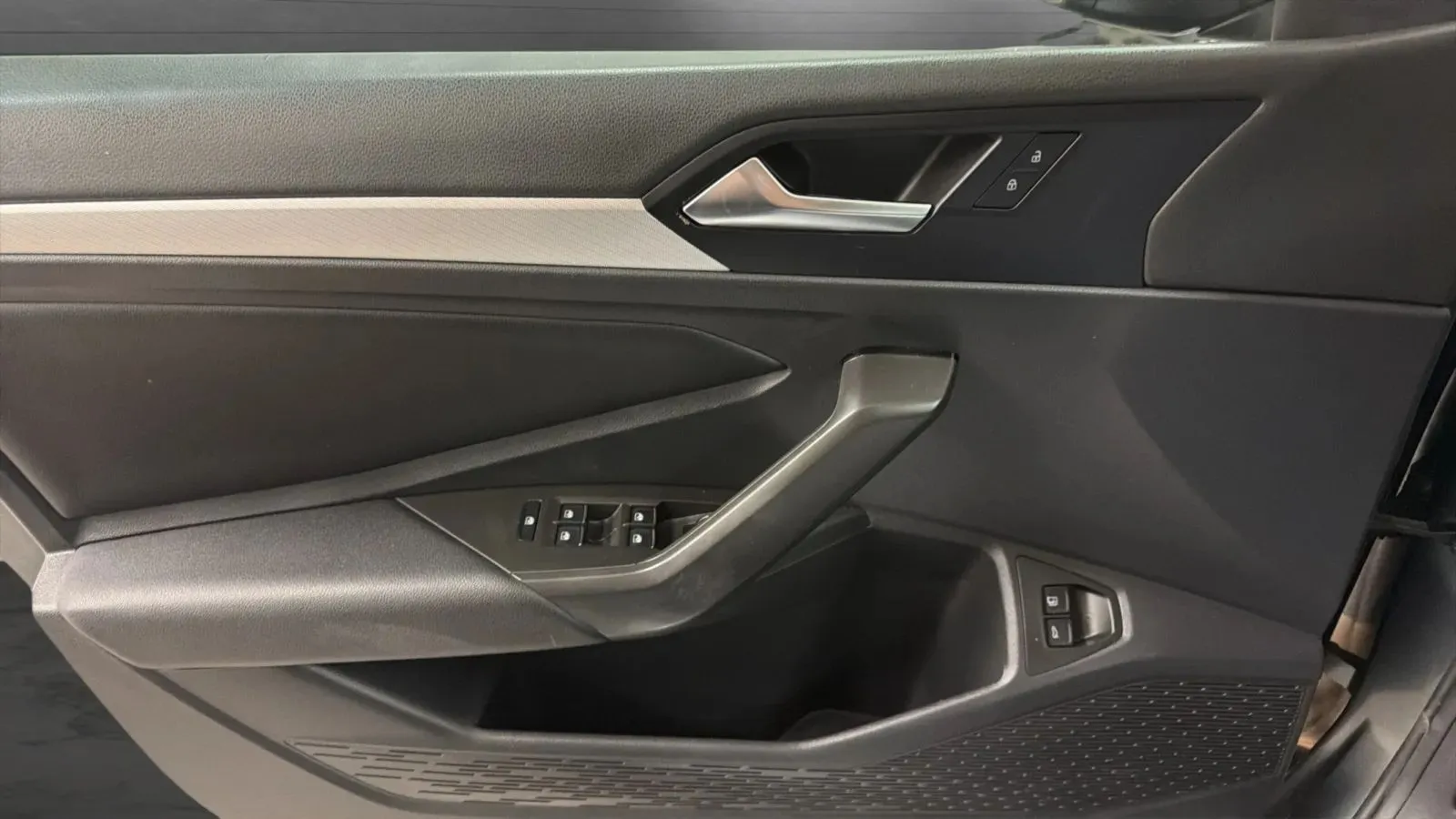 Volkswagen Jetta photo 17