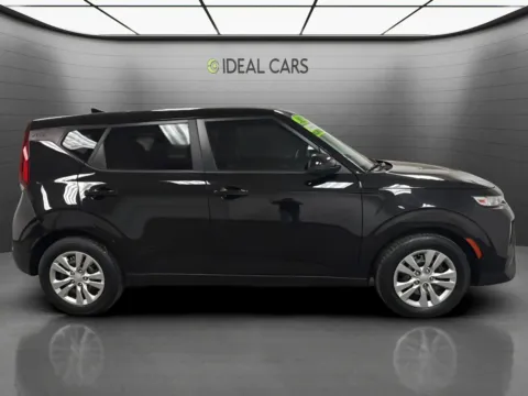 More photos of 2021 Kia Soul LX at Ideal Cars - Apache Junction, AZ