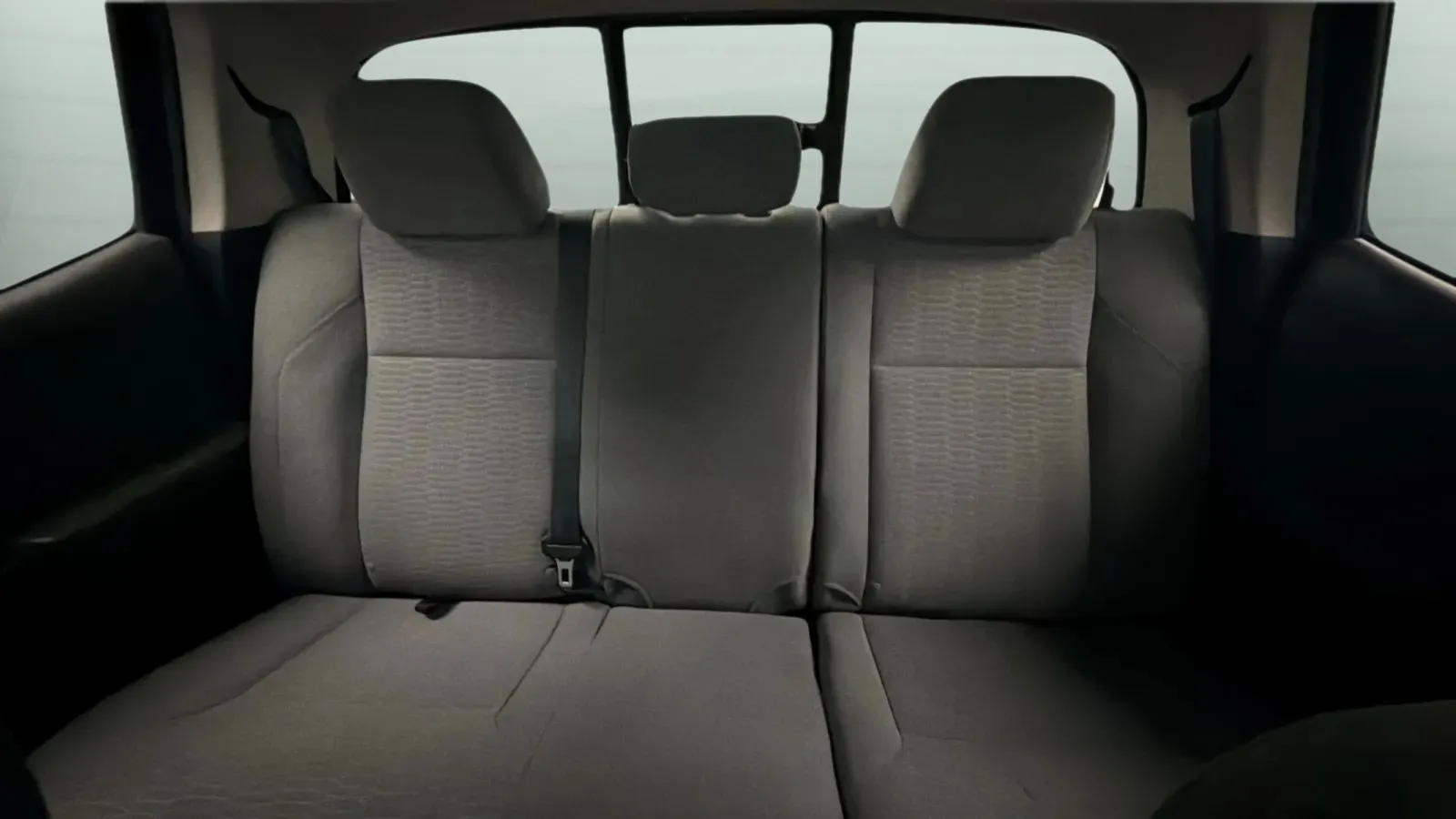 Toyota Tacoma photo 18