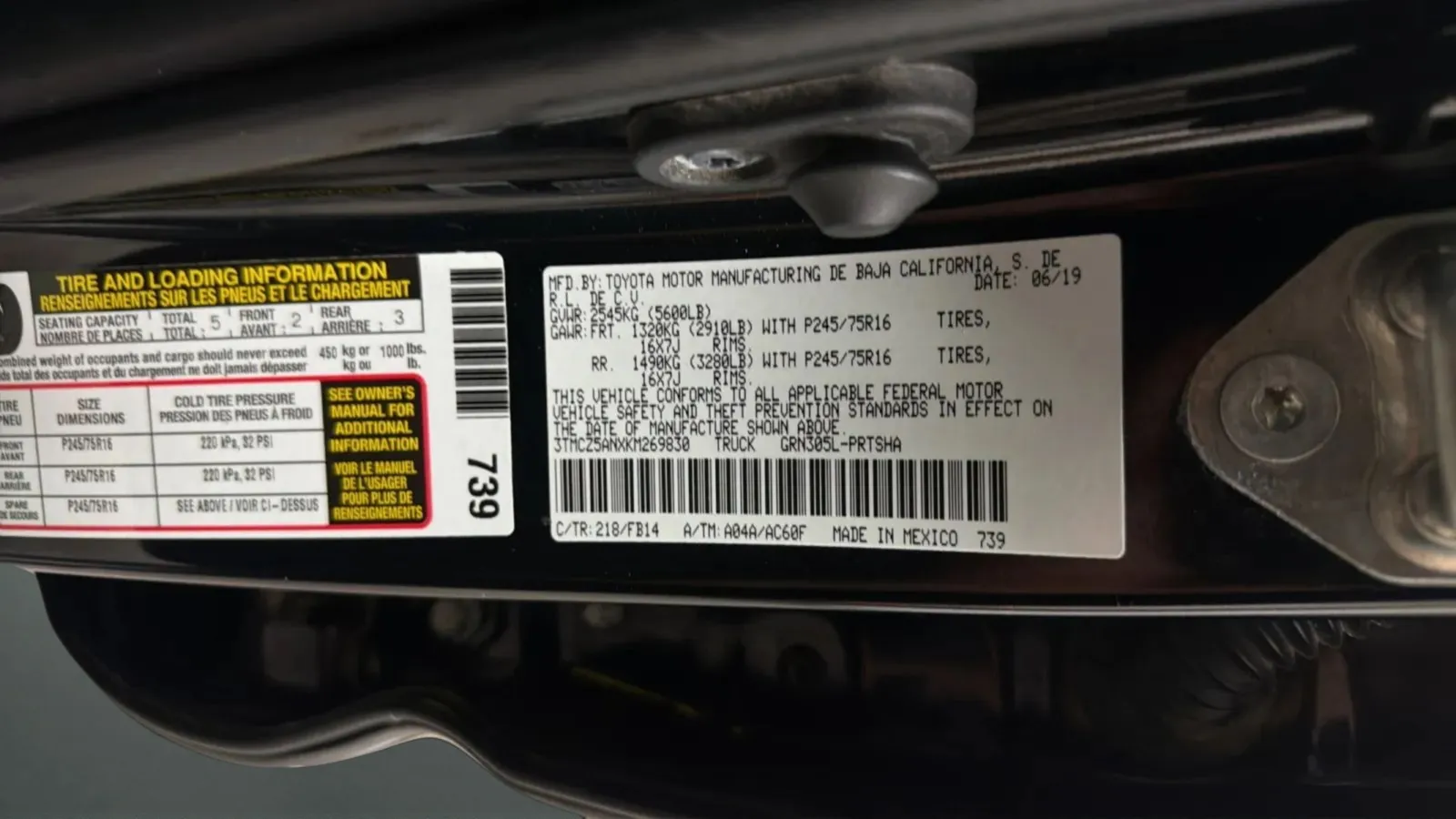 Toyota Tacoma photo 28
