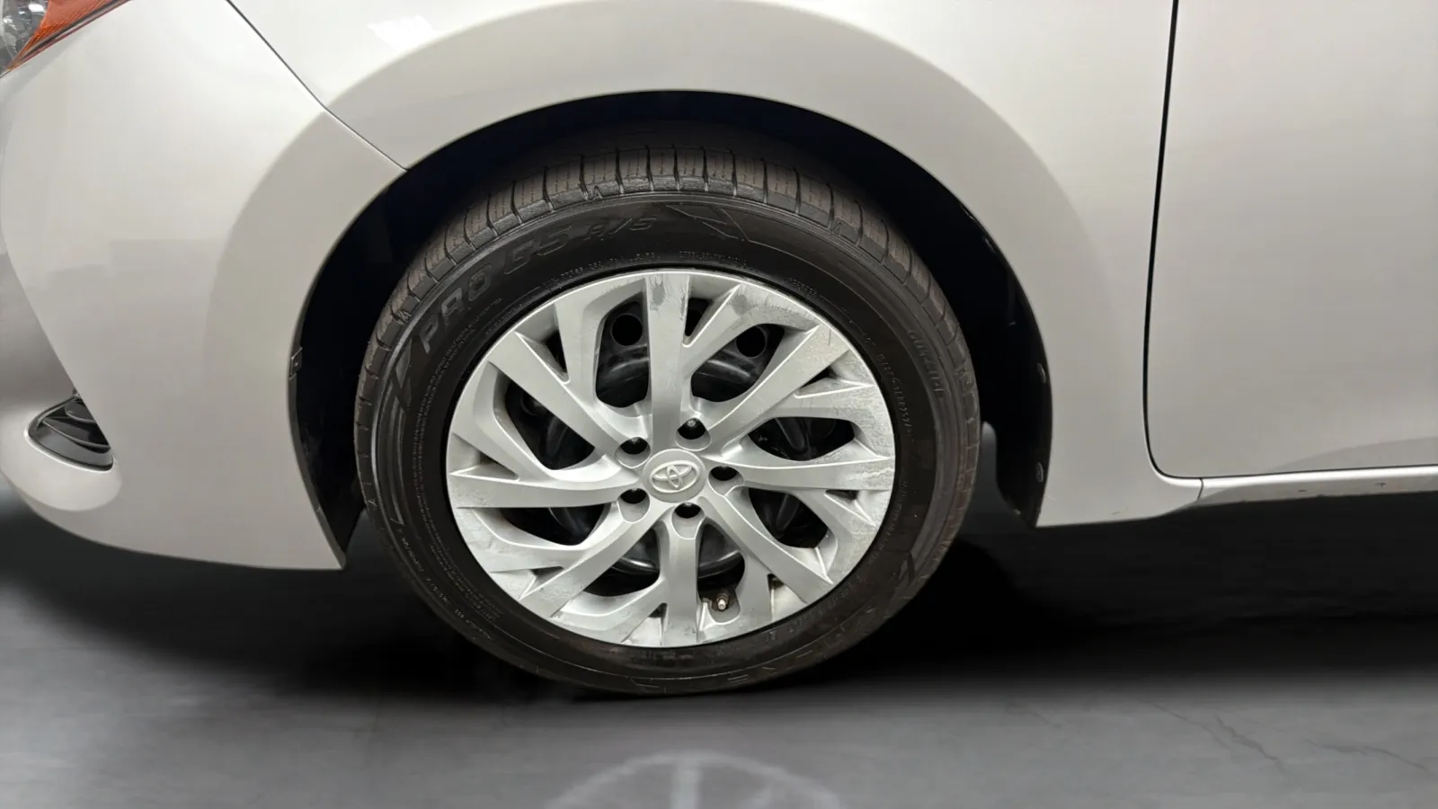 Toyota Corolla photo 26