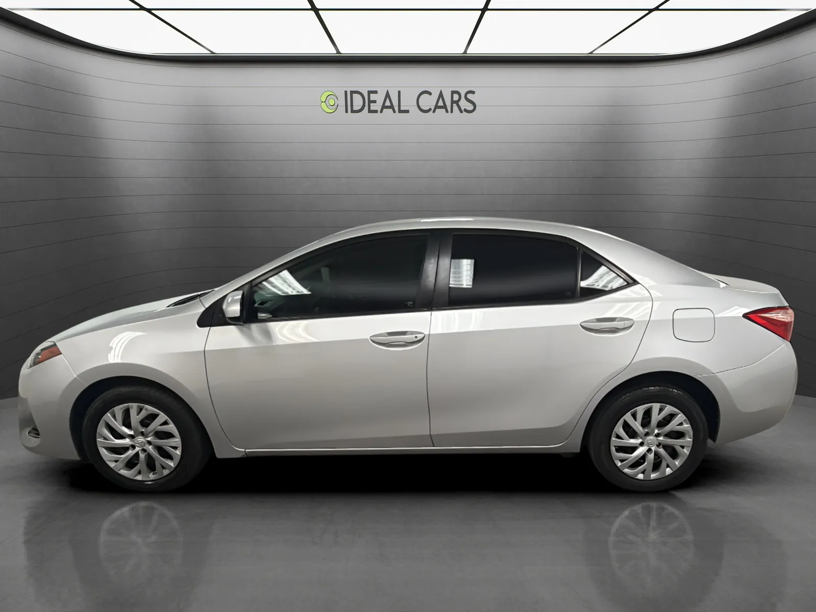 Toyota Corolla photo 2
