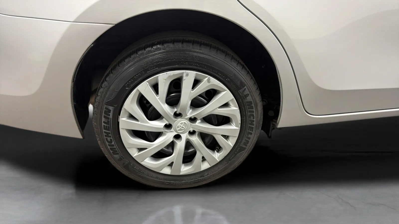 Toyota Corolla photo 24