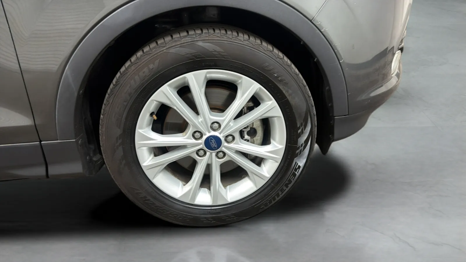 Ford Escape photo 25