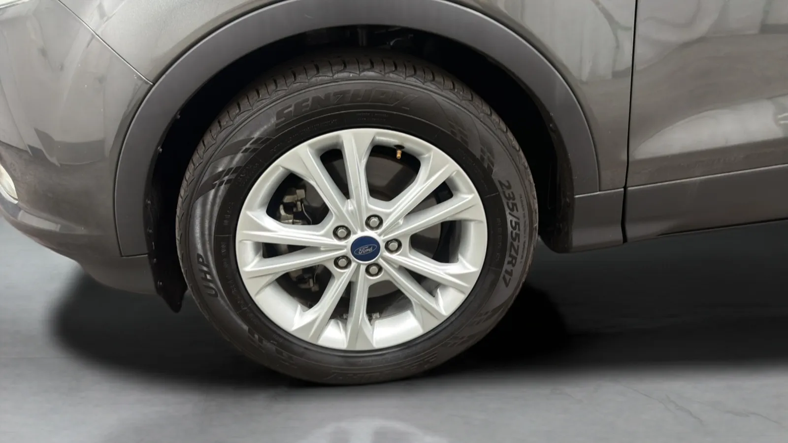 Ford Escape photo 28