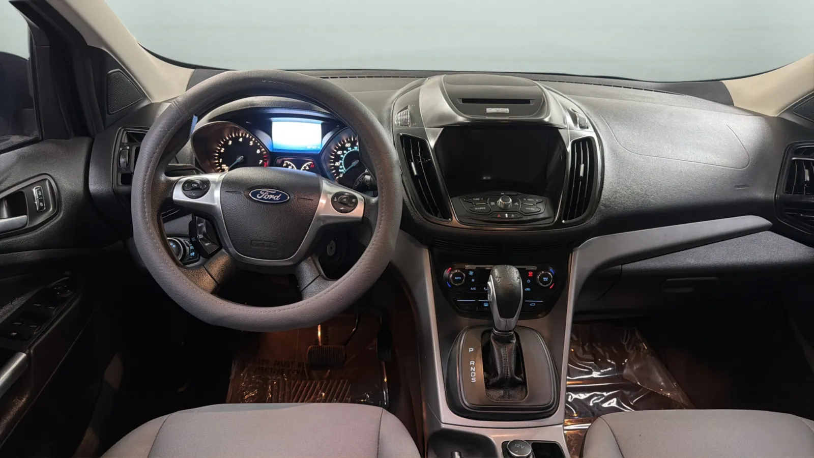 Ford Escape photo 10