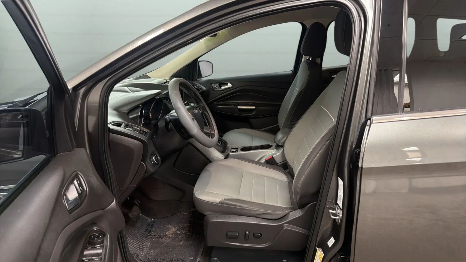 Ford Escape photo 20