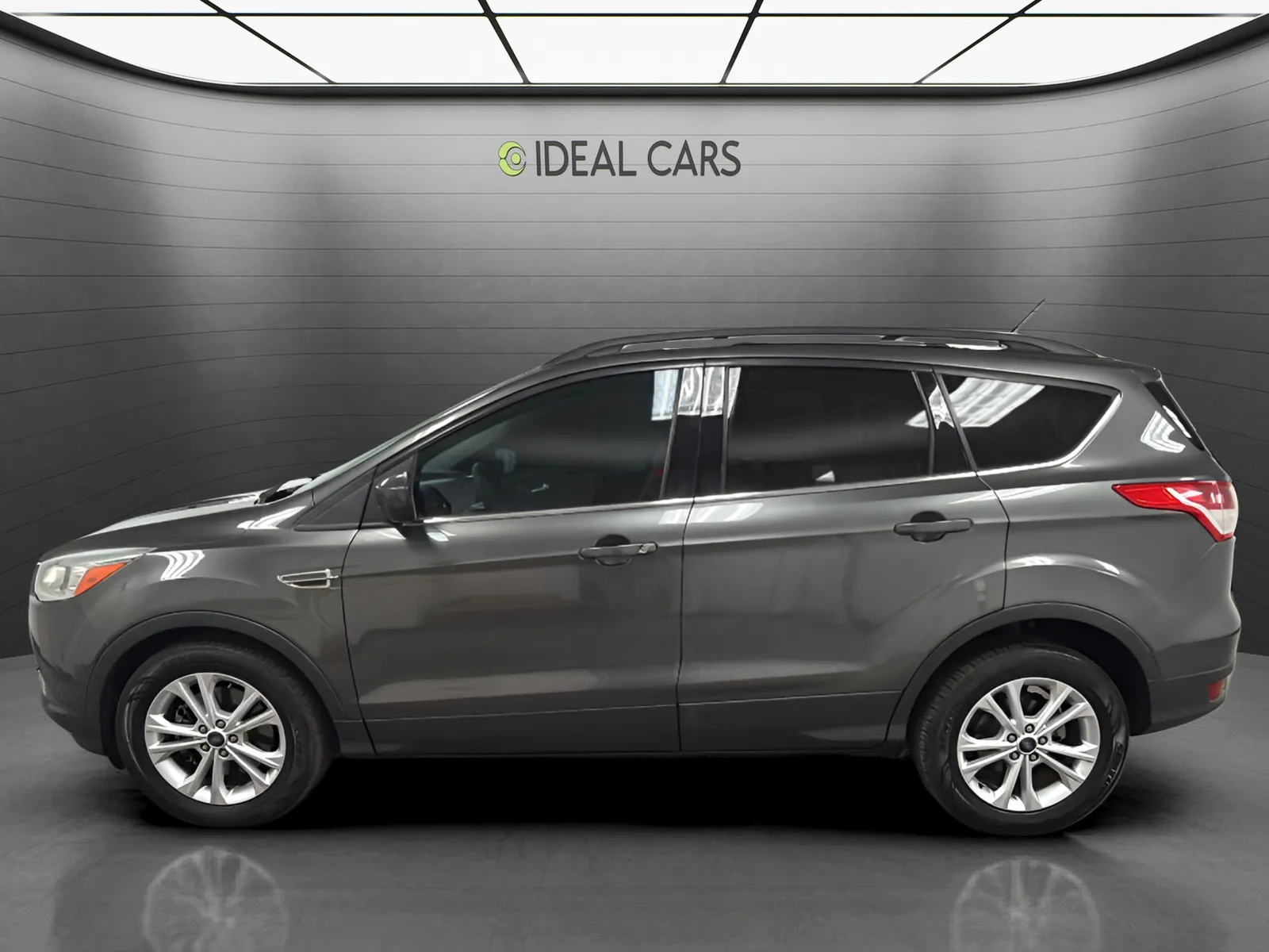 Ford Escape photo 8