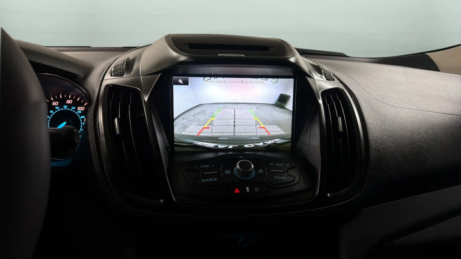 Ford Escape photo 14