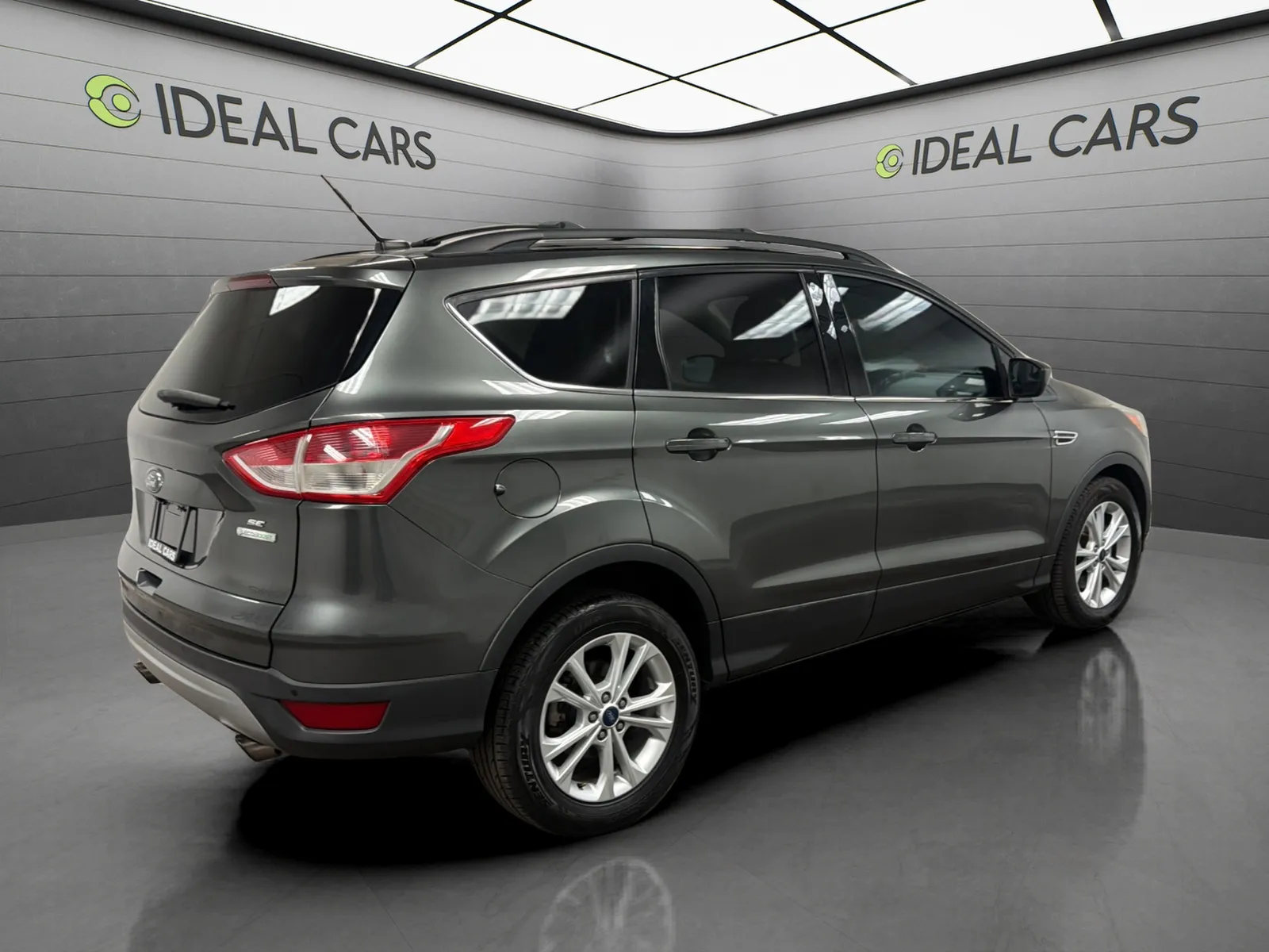 Ford Escape photo 5